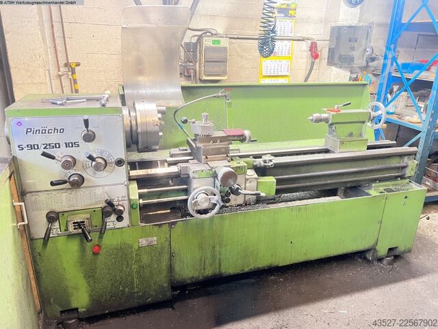 Center draaibank en doorvoerspindeldraaibank PINACHO S-90/250-105