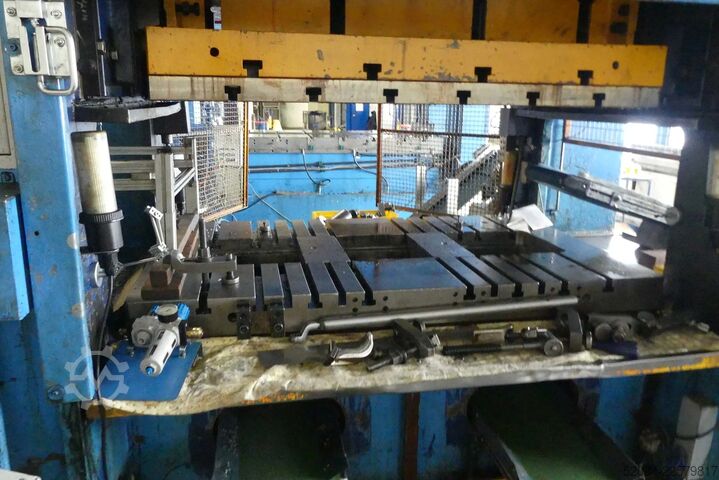 Eccentric press double column PME Erfurt ZH 2500 / 1600