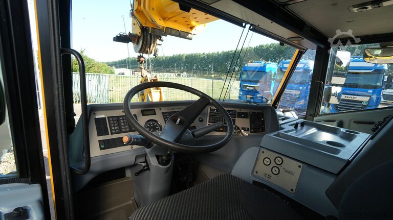 Camião-grua Terex-Demag AC 50-1 MOBILE CRANE