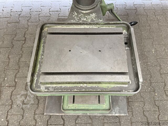 Upright drilling machine Alzmetall AB3-E