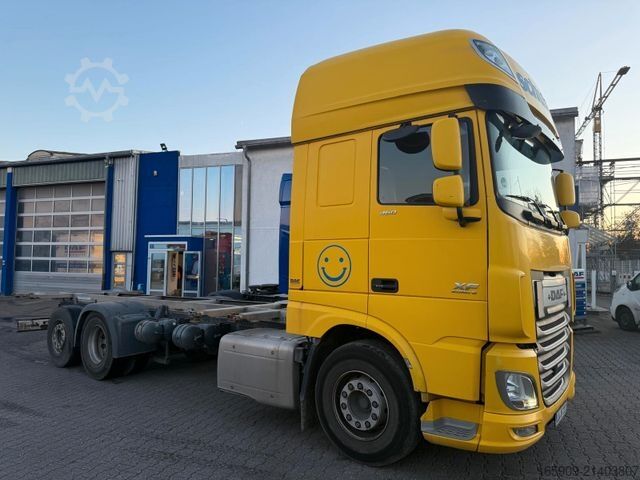 Değiştirilebilir kasalı kamyon DAF XF 106.460 Intarder, Fahrgestell