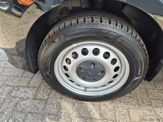 Dodávka s dvojitou kabinou Mercedes-Benz eVito DC 5 Pers/ Airco/ Camera/ 2X schuifdeur