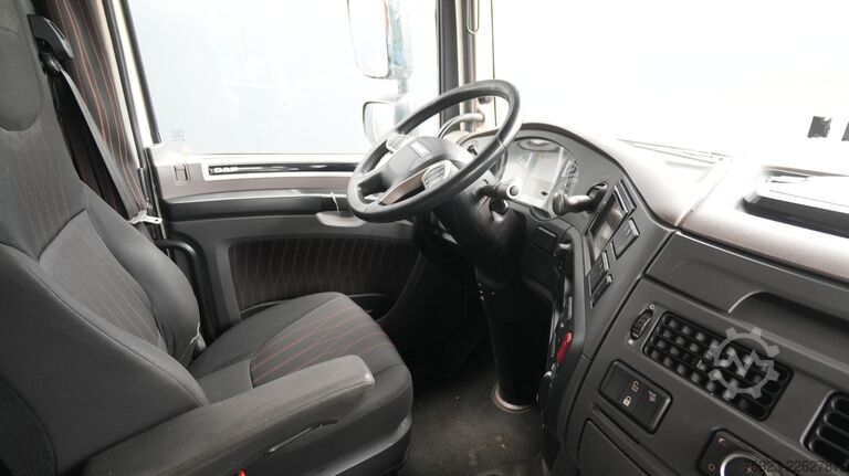 Standart-SZM DAF XF 480 Ssc tractor unit
