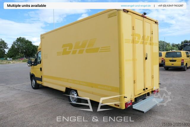 Vrachtwagen met bakwagen iveco Daily 35 S11 C30C AUTOMATIK KAMERA MAXI Regale LUFT DURCHGANG