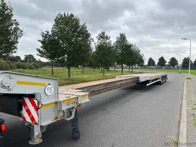 Încărcător semi-scăzut Goldhofer STZ-L4-33/80