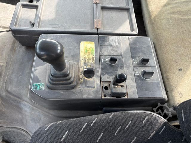 Hákový nosič kontejnerů MERCEDES-BENZ SK 2038  ( 1838 )  BLATT- BLATT / Retarder