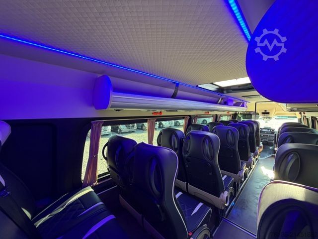 Kleinbus MERCEDES-BENZ Sprinter 519 23+1 Klima Standheizung Ahk El. Tür