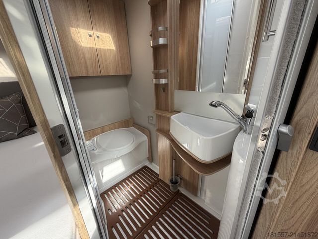 Félintegrált lakóautó KNAUS Sky Ti 590 MF Platinium  1. Hand, Lithium, Navi