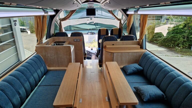 Husbil Neoplan Starliner 2 XXL Wohnbus Setra
