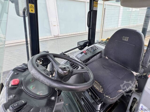 Radlader Caterpillar 906 M     2016