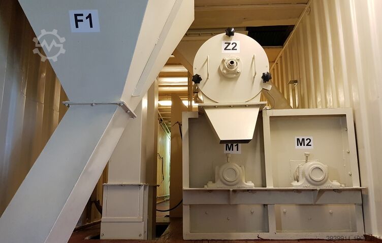 Meng- en verpakkingslijn voor droge mengsels D.H.T. van den Dikkenberg & BTH(PTech) individual