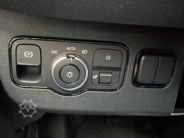Φορτηγό pick-up MERCEDES-BENZ Sprinter 319 CDI 3665 DoKa AHK Klima LED