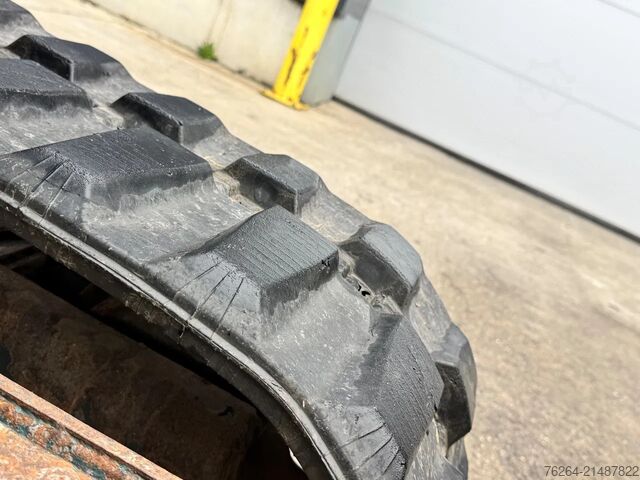 Minigrävare Yanmar B25V snelwissel + 2 bakken