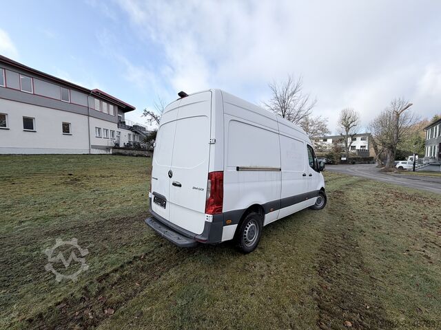 Kastenwagen Mercedes-Benz Sprinter 214