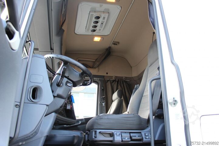 Standardní tahač Scania R 450 Retarder   Standklima   2 Tanks   Navi