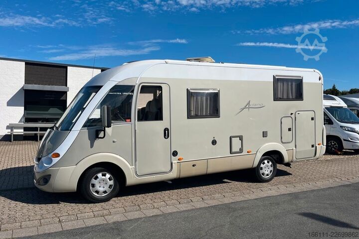 Entegre karavan BÜRSTNER Aviano I640 G - Hub/Einzelbetten - 2 x Klima