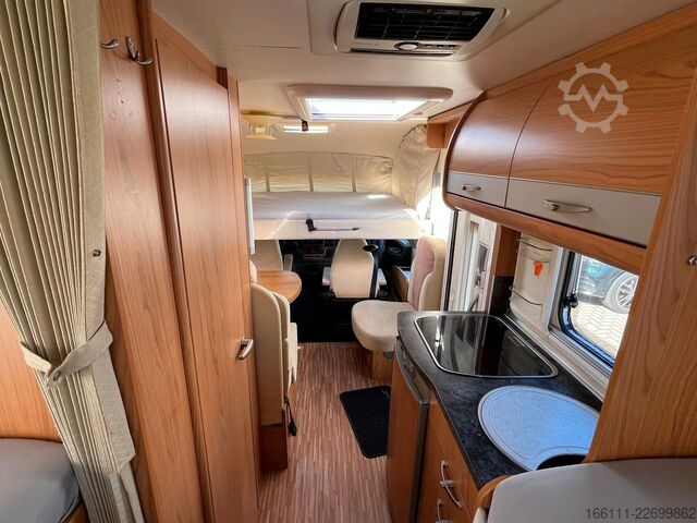 Entegre karavan BÜRSTNER Aviano I640 G - Hub/Einzelbetten - 2 x Klima