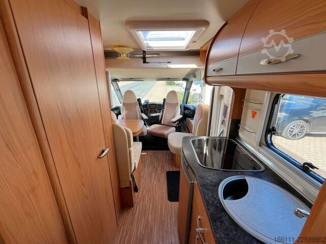 Entegre karavan BÜRSTNER Aviano I640 G - Hub/Einzelbetten - 2 x Klima