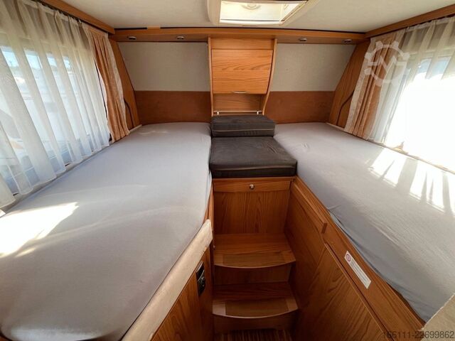 Entegre karavan BÜRSTNER Aviano I640 G - Hub/Einzelbetten - 2 x Klima