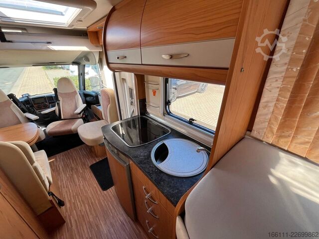 Entegre karavan BÜRSTNER Aviano I640 G - Hub/Einzelbetten - 2 x Klima