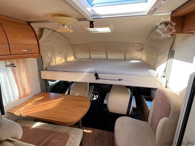 Entegre karavan BÜRSTNER Aviano I640 G - Hub/Einzelbetten - 2 x Klima
