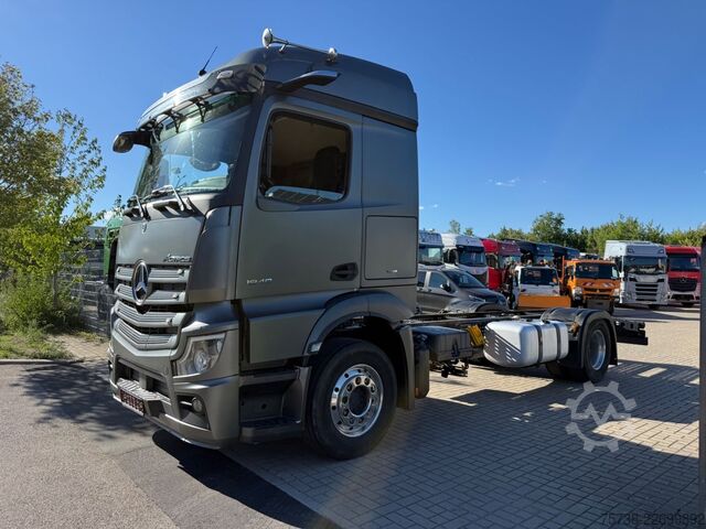 Chassi de caminhão MERCEDES-BENZ Actros 1848 L Fahrgestell/BLATT-LUFT/StramSpace