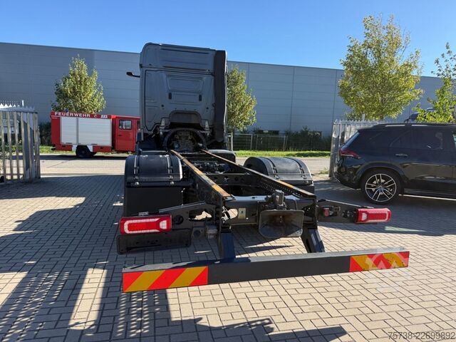 Chassi de caminhão MERCEDES-BENZ Actros 1848 L Fahrgestell/BLATT-LUFT/StramSpace