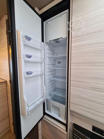 Caravana DETHLEFFS c-joy Active 420 QSH *Active-Paket*Bad-Fenster*