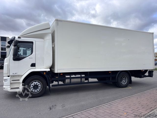 Camion caisson DAF LF 320 Sleeper Cab Koffer mit LBW Automatik AHK