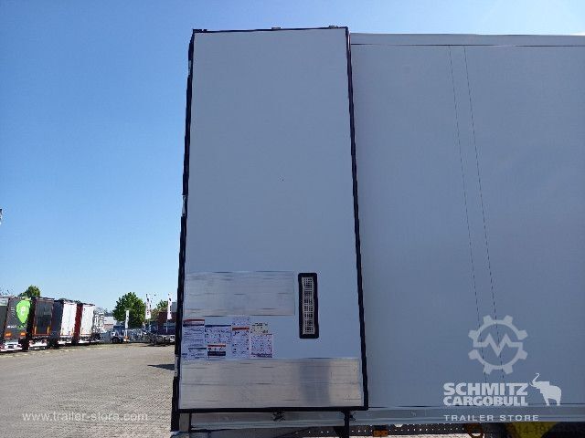 Koeloplegger Schmitz Cargobull Tiefkühler Mega