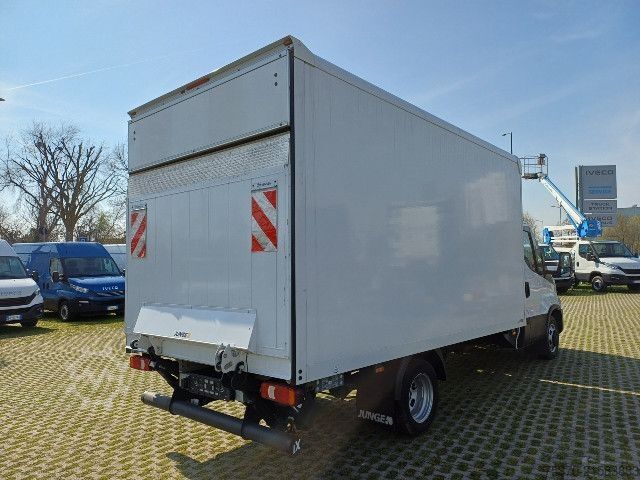 Box truck IVECO DAILY 35C16 - 4100
