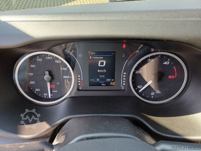 Box truck IVECO DAILY 35C16 - 4100