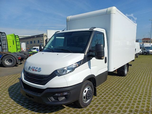 Box truck IVECO DAILY 35C16 - 4100