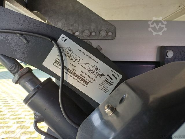 Box truck IVECO DAILY 35C16 - 4100