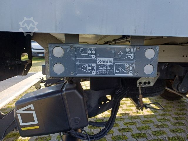 Box truck IVECO DAILY 35C16 - 4100