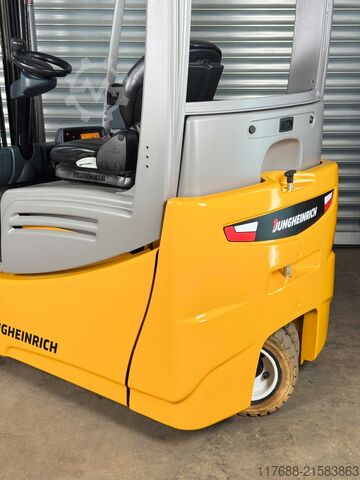 Elektrische 3-wieler Jungheinrich EFG 220 - Service Neu  nur 2580 Std - Batterie 90%
