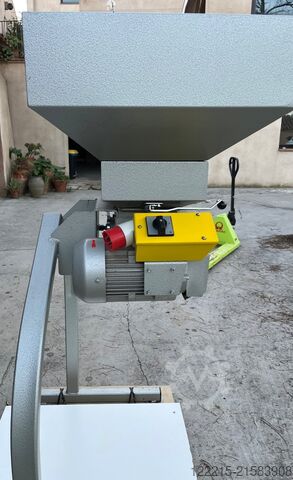 Slowbeer MB 250 E, Sondex, Sommer Piccolo 11S Brewhouse (2013) Slowbeer MB 250 E, Sudhaus