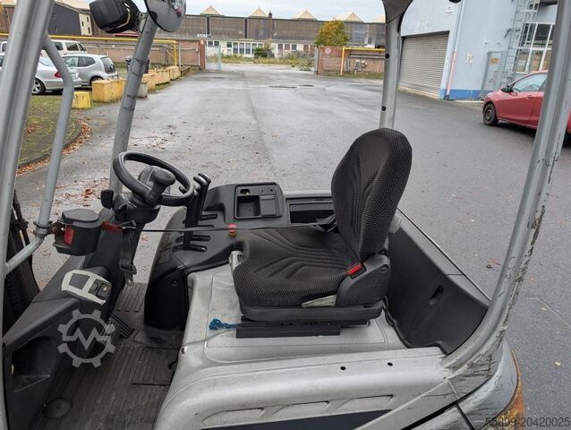 Elektrický 3kolový vysokozdvižný vozík Still RX 20-20 // Elektro // Gabeln 1000 mm