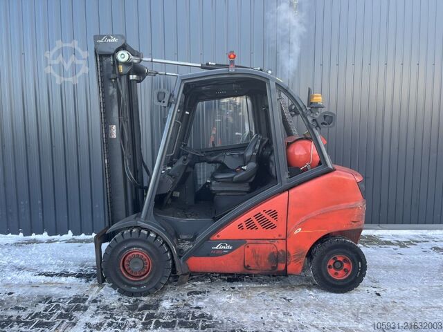 LPG Forklifts Linde H35T-02