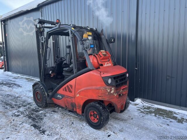 LPG Forklifts Linde H35T-02