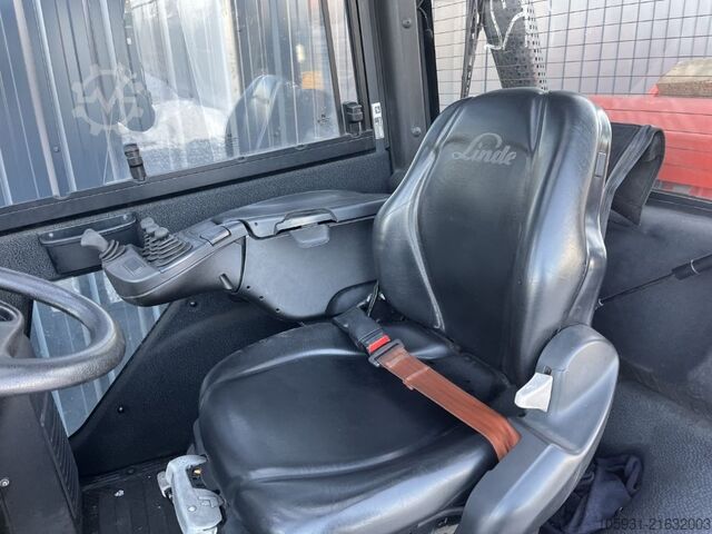 LPG Forklifts Linde H35T-02