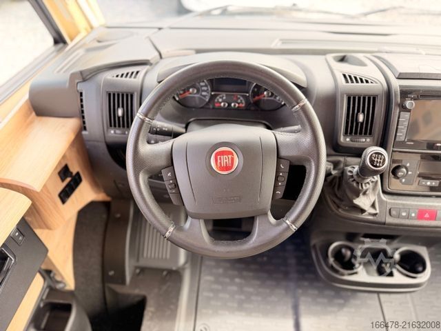 Integrated camper EURAMOBIL Integra Line I 655 EB *Einzelbetten-Hubbett*