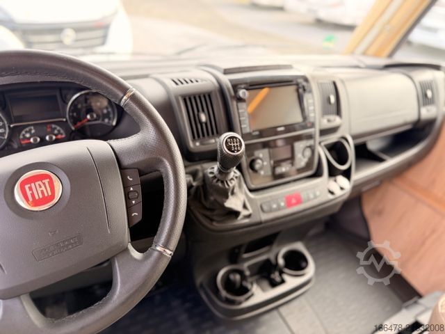 Integrated camper EURAMOBIL Integra Line I 655 EB *Einzelbetten-Hubbett*