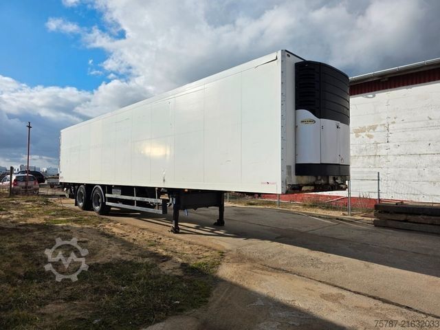 Reefer semitrailer SCHMITZ CARGOBULL City Tiefkühler, 2. Achs drehbar, 3 to Ladebordw