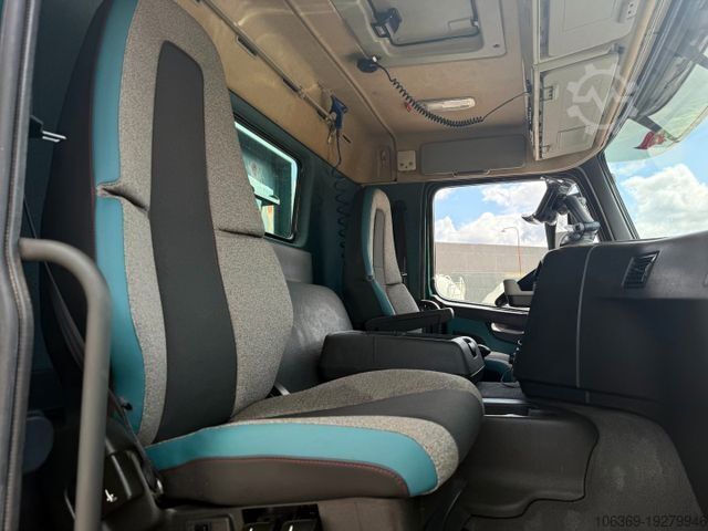 Wywrotka VOLVO FM500 8x4*4 Tipper / Crane HMF2620-K5