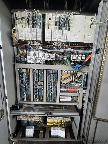 Centro de torneamento e fresagem CNC TRAUB TNX 65