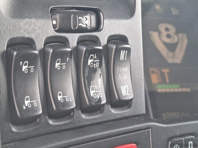 Silo Scania R520 V8 8x2*4 - Tank - 19.000L - 4 compartments...