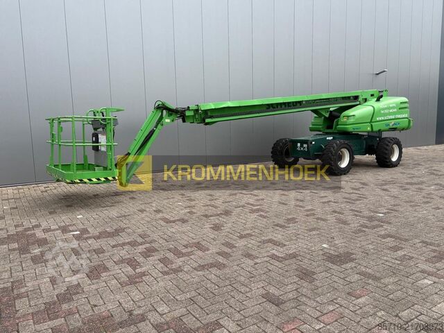 Plataforma telescópica Sky Jack SJ 66 T