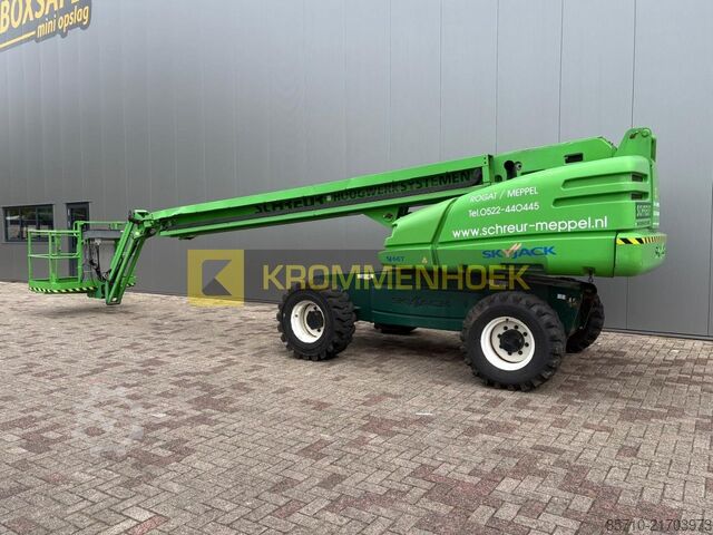 Plataforma telescópica Sky Jack SJ 66 T