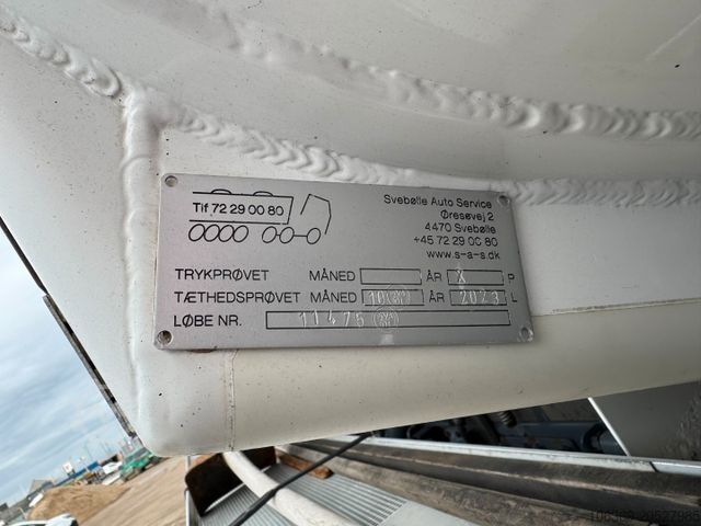 Tankwagen VOLVO FM 440 8x2*6 24.000 l. ADR Tanktruck